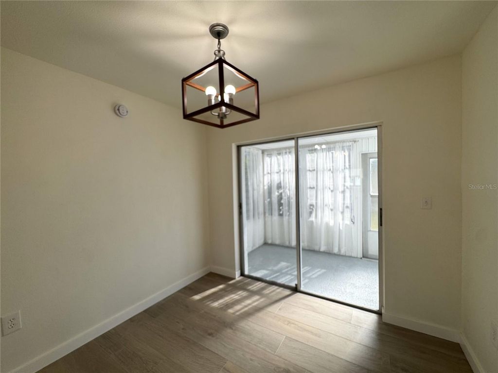 Image 19 of property listing at 3813 42ND STREET W 37, Bradenton, FL 34205