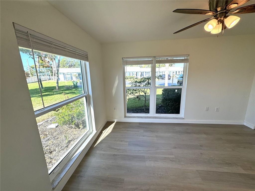 Image 21 of property listing at 3813 42ND STREET W 37, Bradenton, FL 34205