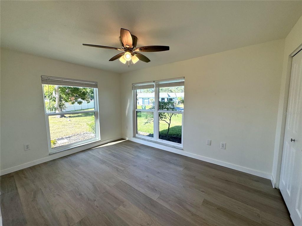 Image 22 of property listing at 3813 42ND STREET W 37, Bradenton, FL 34205