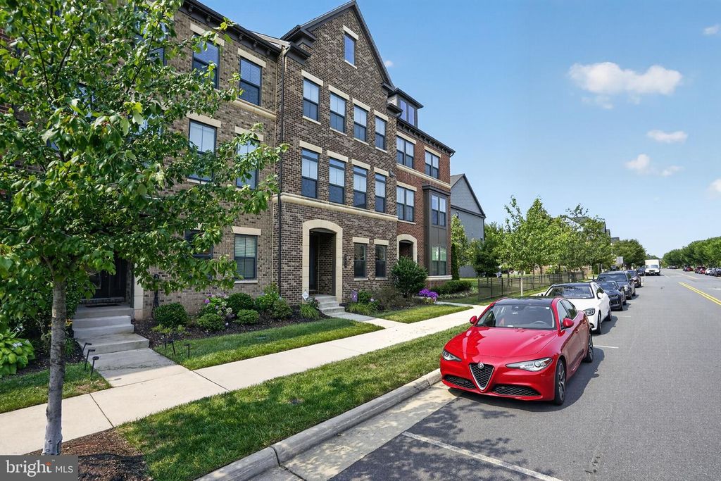 43479 CHARITABLE ST, Ashburn, VA 20148