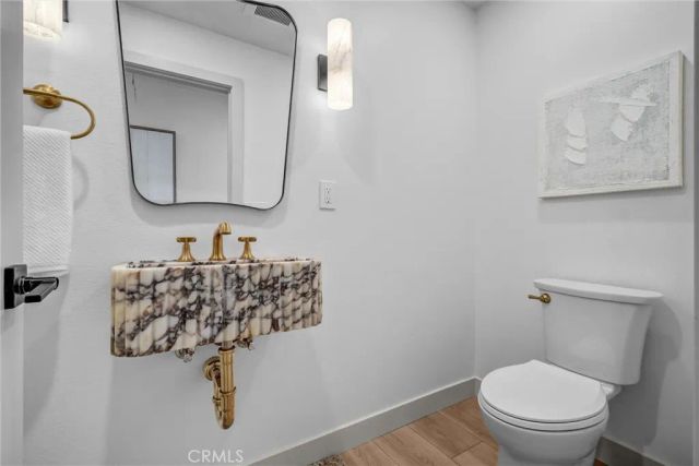 5851 Snead, Huntington Beach, CA 92649