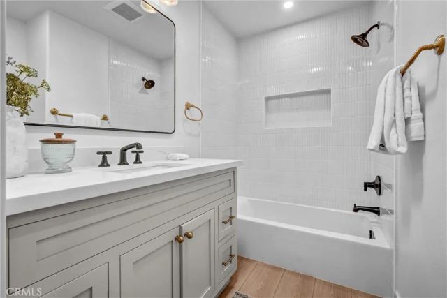 5851 Snead, Huntington Beach, CA 92649