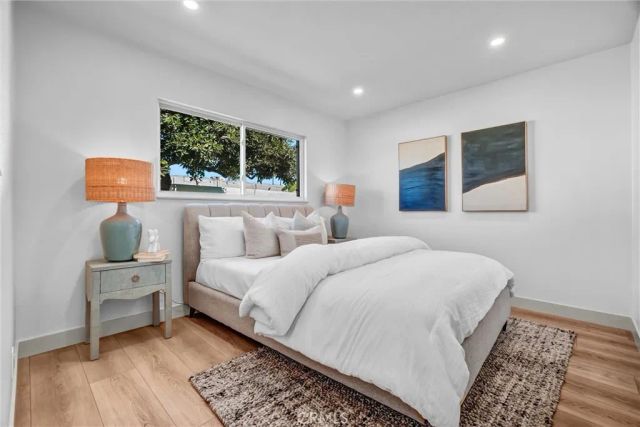 5851 Snead, Huntington Beach, CA 92649