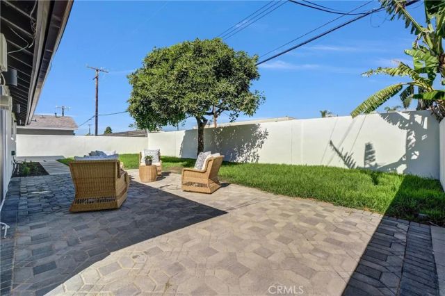 5851 Snead, Huntington Beach, CA 92649