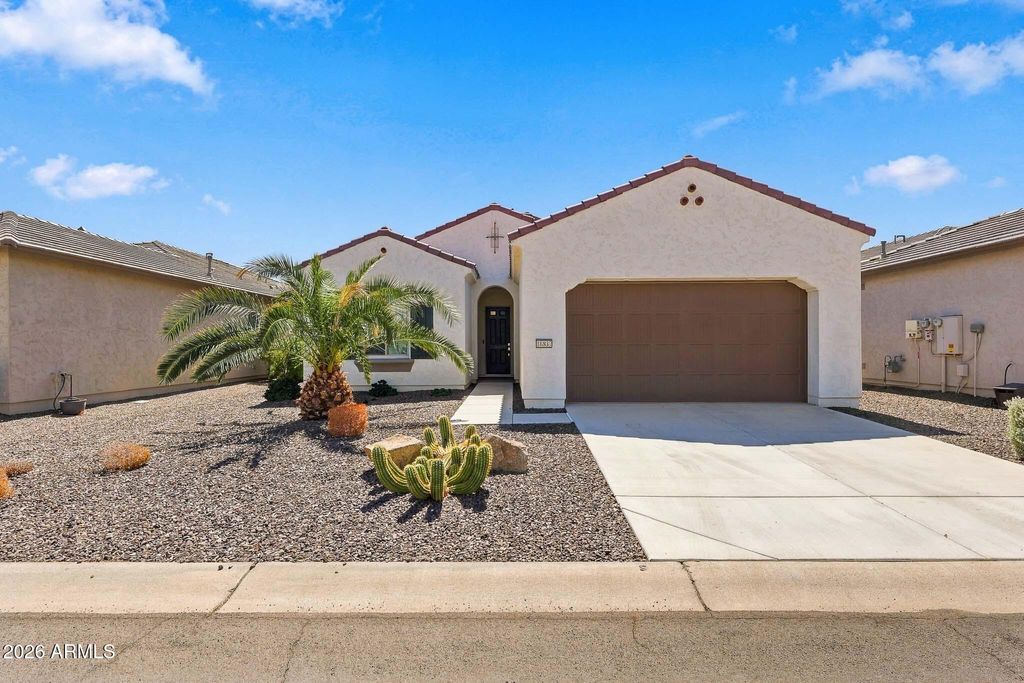 16837 W ALMERIA Road, Goodyear, AZ 85395 — photo 2