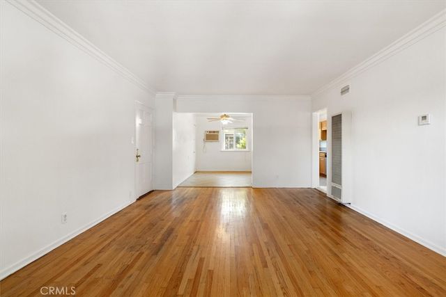 5851 Woodman Avenue, Valley Glen, CA 91401