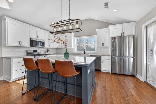 281 Kinross Drive, Bella Vista, AR 72715