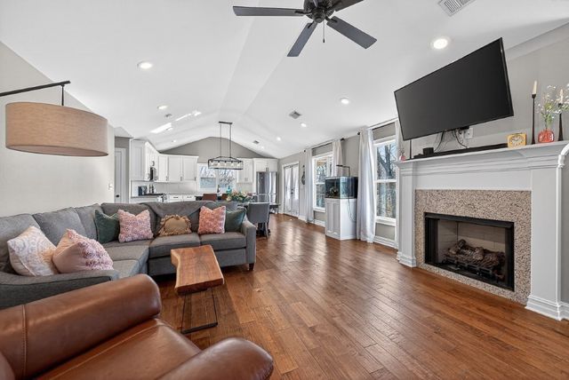 281 Kinross Drive, Bella Vista, AR 72715