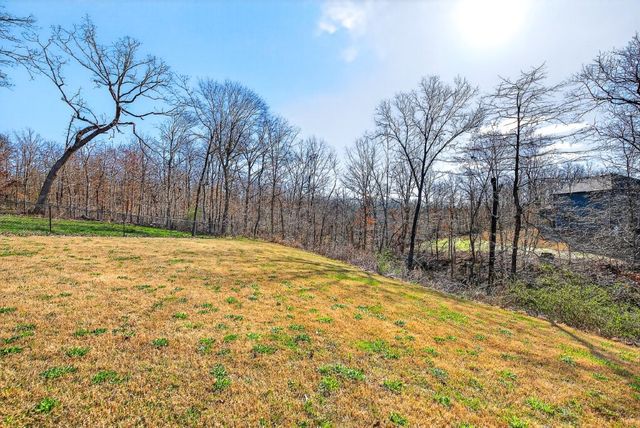 281 Kinross Drive, Bella Vista, AR 72715