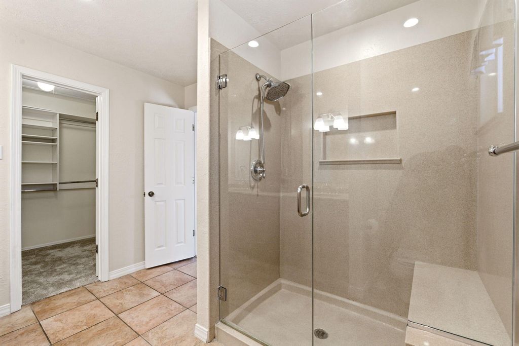 Image 32 of property listing at 8517 Osuna Road NE, Albuquerque, NM 87111