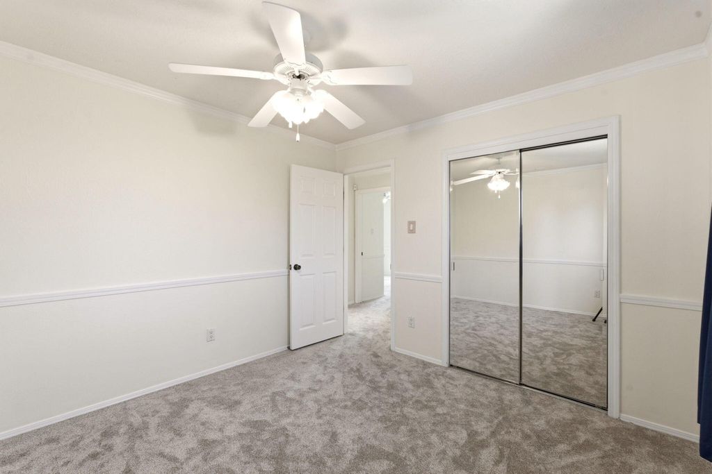 Image 38 of property listing at 8517 Osuna Road NE, Albuquerque, NM 87111