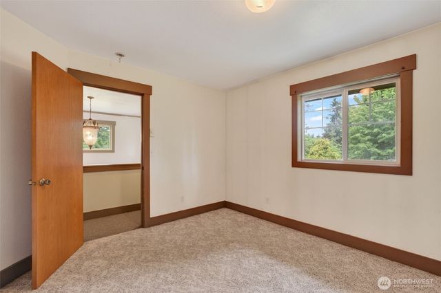 10320 James Road SW, Rochester, WA 98579