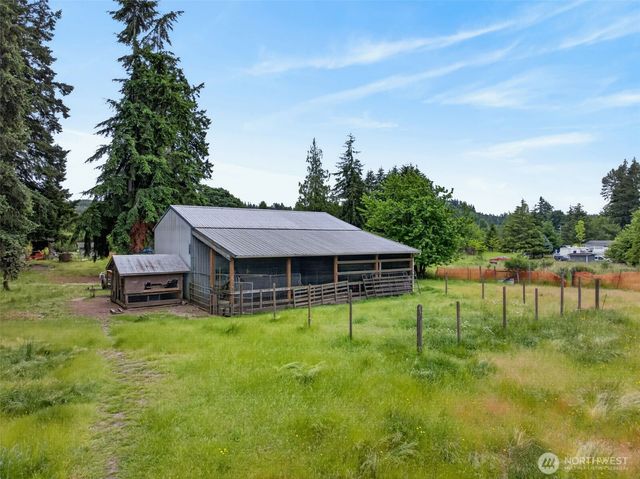 10320 James Road SW, Rochester, WA 98579