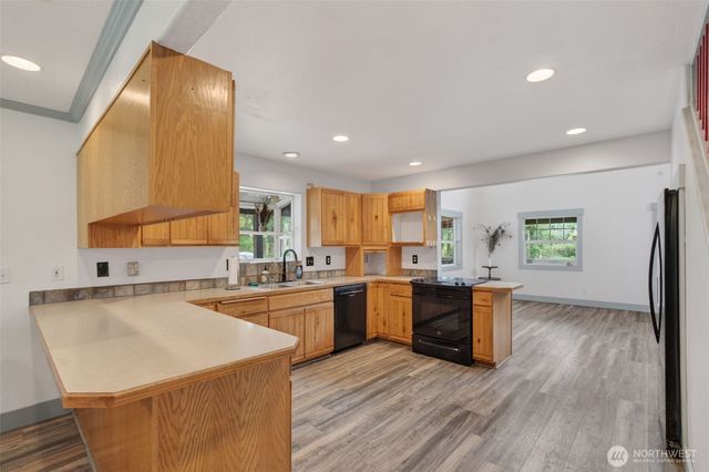 10320 James Road SW, Rochester, WA 98579