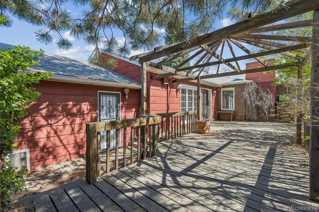 815 Oneida Street, Denver, CO 80220