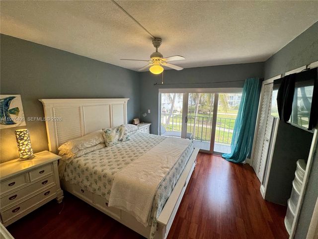 881 Ocean Drive TH7, Key Biscayne, FL 33149
