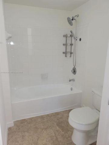 2560 Centergate Dr 102, Miramar, FL 33025