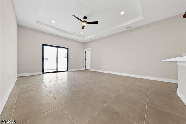 3860 KITTYHAWK DR 3860, Fort Myers, FL 33905