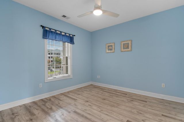 4874 Luster Leaf Cir Apt 204, Myrtle Beach, SC 29577