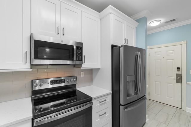 4874 Luster Leaf Cir Apt 204, Myrtle Beach, SC 29577