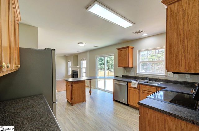 204 Sawyer Drive, Greenville, SC 29605