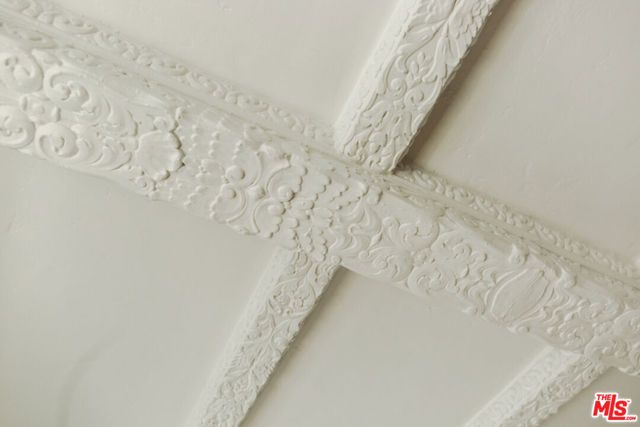 1302 N Sweetzer Avenue 503, West Hollywood, CA 90046