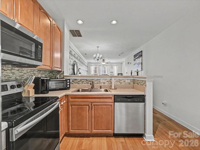 8421 Scotney Bluff Avenue, Charlotte, NC 28273