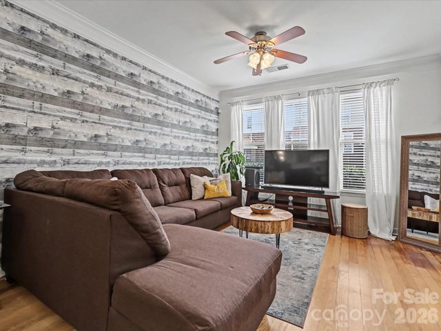 8421 Scotney Bluff Avenue, Charlotte, NC 28273