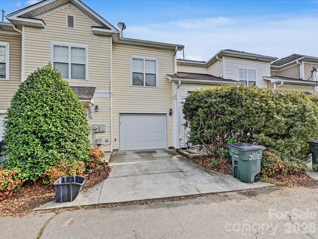 8421 Scotney Bluff Avenue, Charlotte, NC 28273