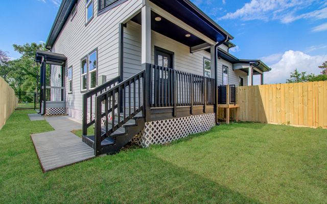 6531 Rosemary Lane B, Houston, TX 77016