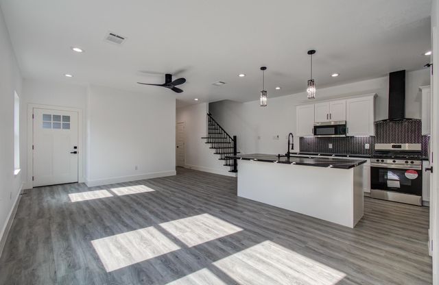 6531 Rosemary Lane B, Houston, TX 77016