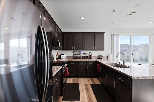 7404 Hawkeye Ridge Road, Jurupa Valley, CA 92509