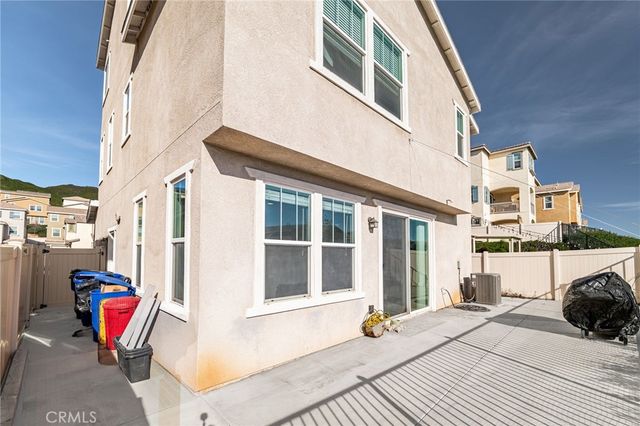 7404 Hawkeye Ridge Road, Jurupa Valley, CA 92509