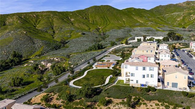 7404 Hawkeye Ridge Road, Jurupa Valley, CA 92509