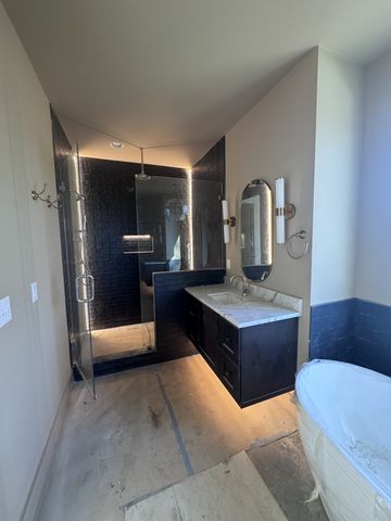 576 Watsonwood Dr, Nashville, TN 37211