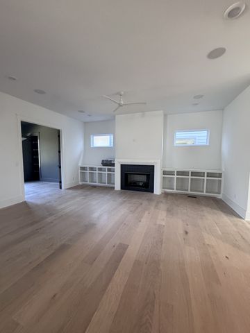 576 Watsonwood Dr, Nashville, TN 37211