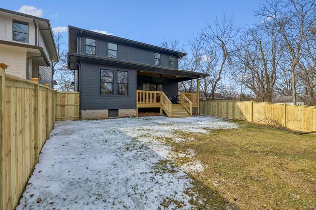 576 Watsonwood Dr, Nashville, TN 37211