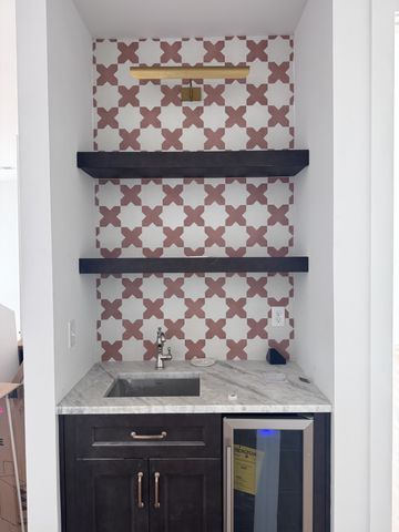 576 Watsonwood Dr, Nashville, TN 37211