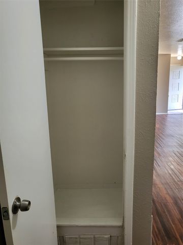 7445 Hillstar Circle, Dallas, TX 75217