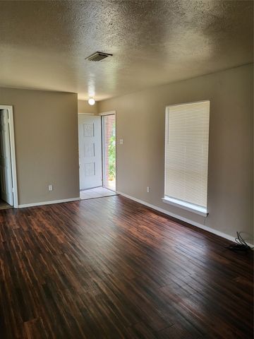 7445 Hillstar Circle, Dallas, TX 75217