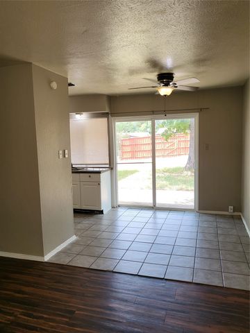 7445 Hillstar Circle, Dallas, TX 75217