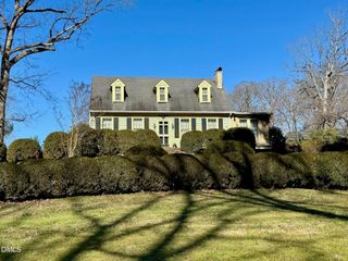 222 Willowood Drive, Henderson, NC 27536