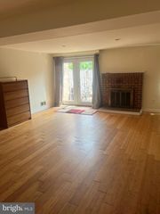 7481 DEMILLE CT, Annandale, VA 22003