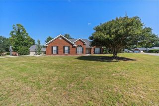 554 St Julian Place, North Augusta, SC 29860