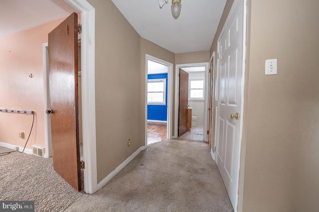 242 LEWIS RD, Springfield, PA 19064