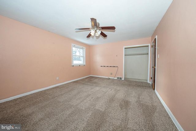 242 LEWIS RD, Springfield, PA 19064