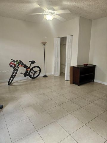 6901 SW 95th Ave 0, Miami, FL 33173