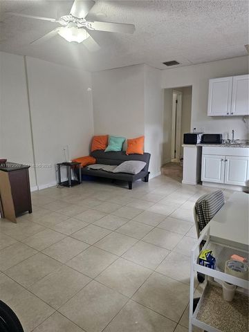 6901 SW 95th Ave 0, Miami, FL 33173