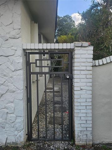 6901 SW 95th Ave 0, Miami, FL 33173