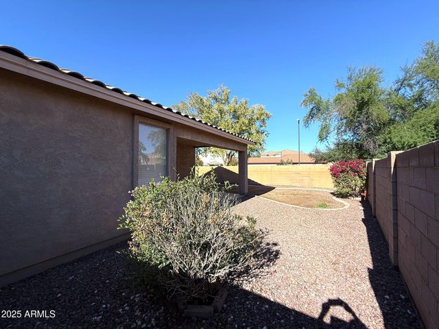 1017 S HAZEL Court, Gilbert, AZ 85296